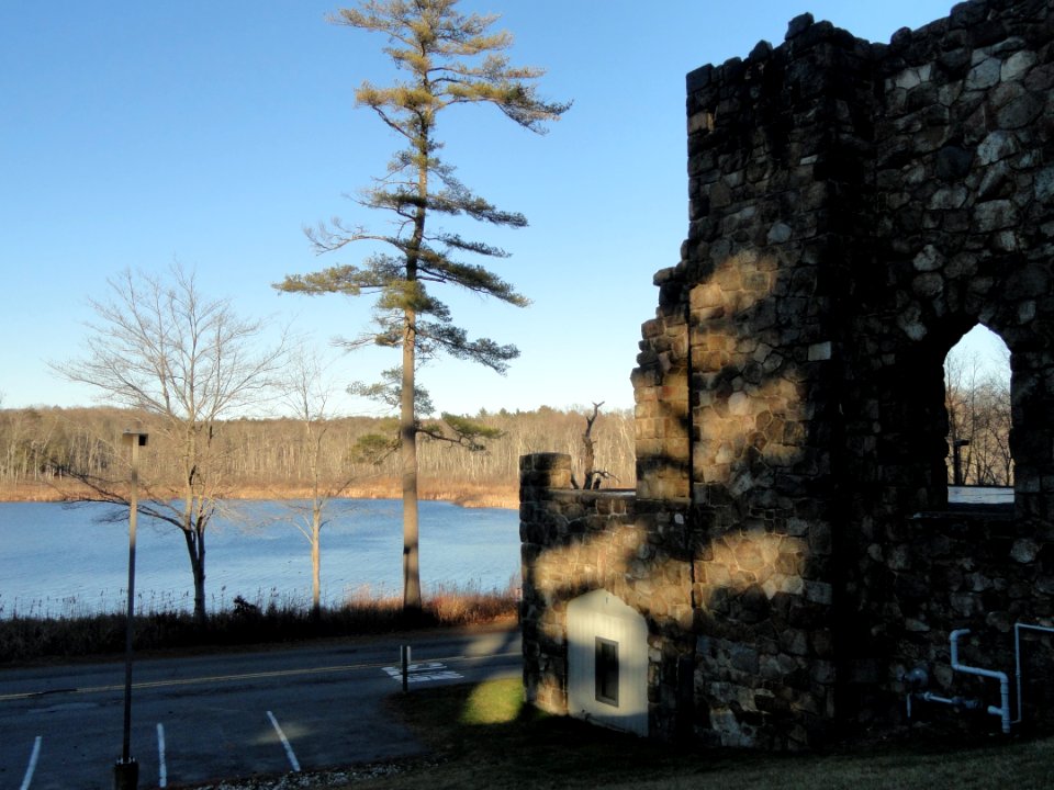 Frost Hall - Gordon College - DSC02690