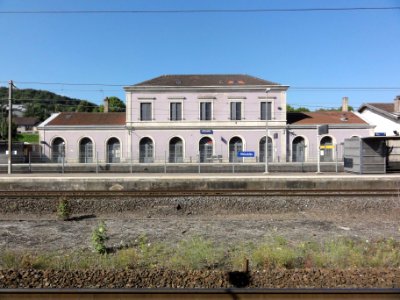 Frouard (Meurthe-et-Moselle) gare, bâtiment coté quais