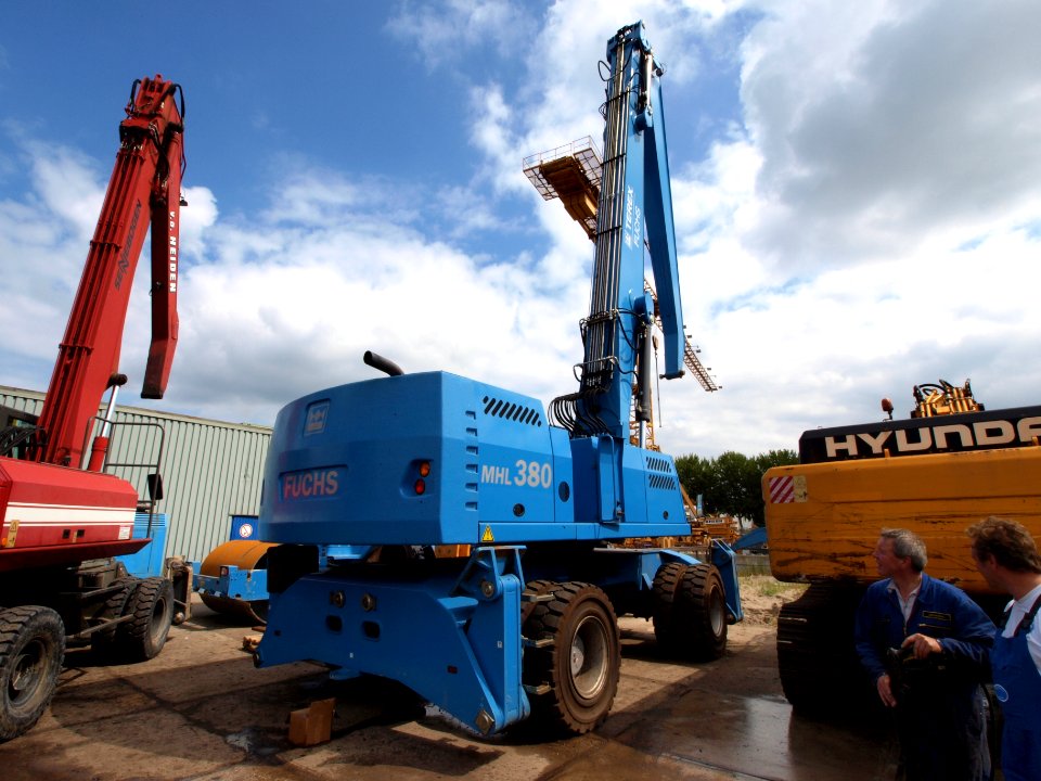 Fuchs Terex MHL 380 p1