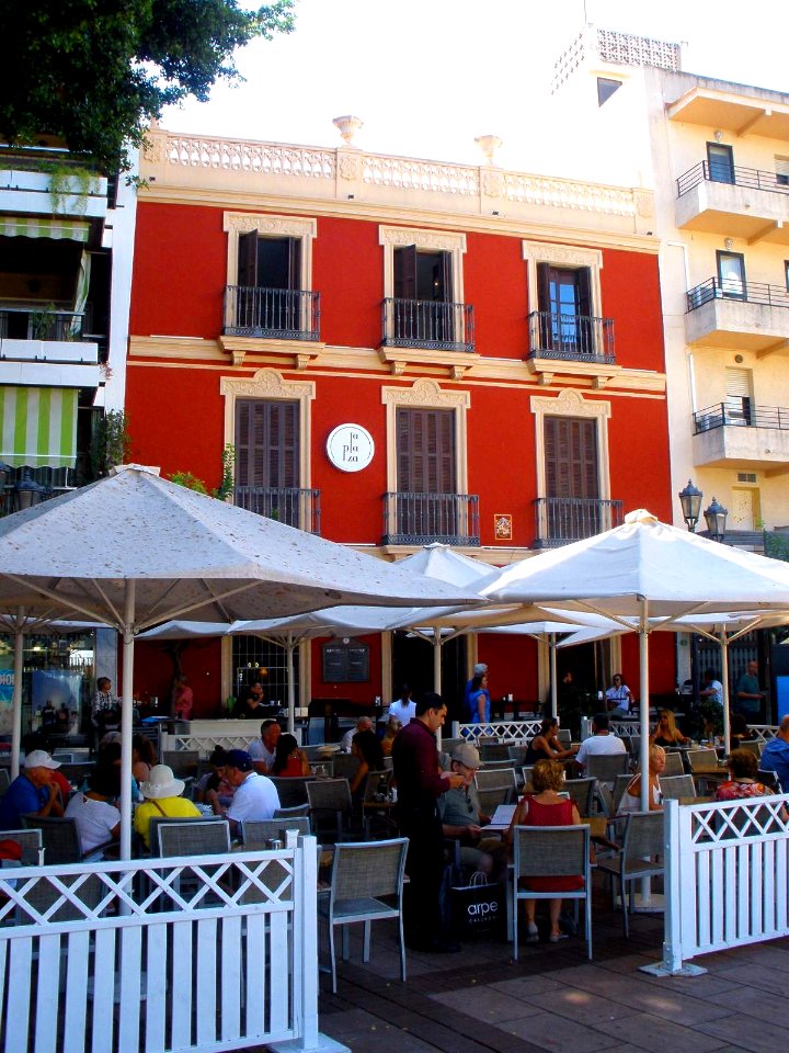 Fuengirola - Plaza de la Constitución 06