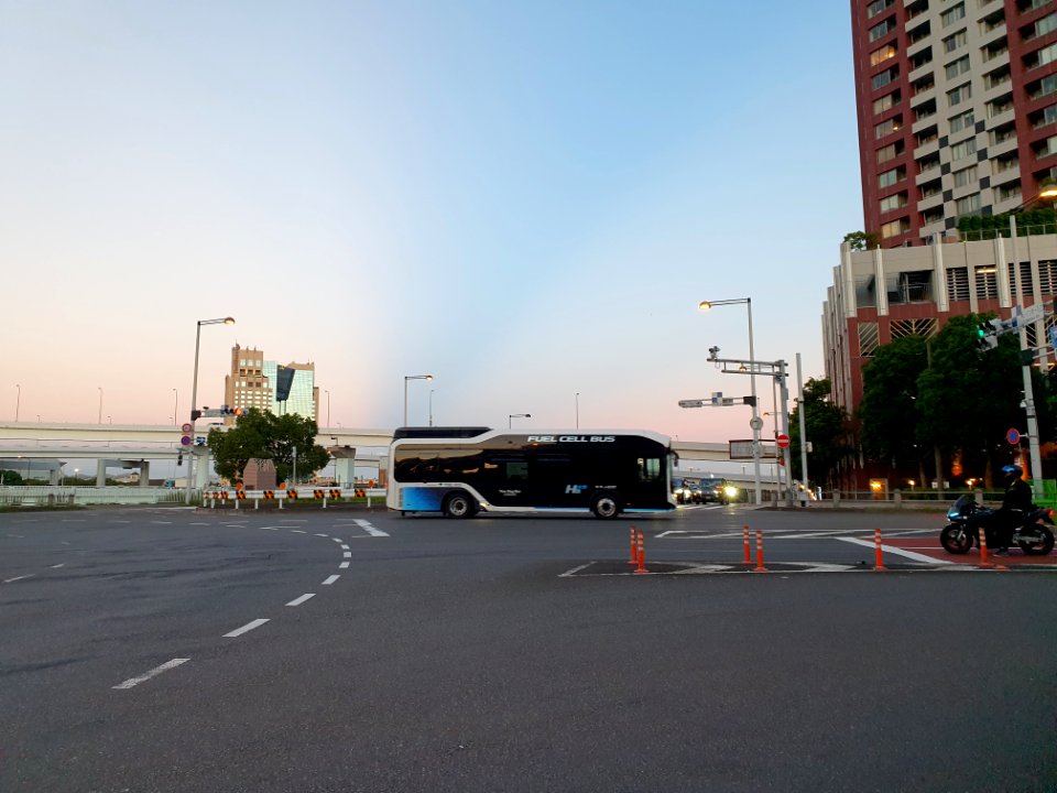 Fuel cell bus, in Odaiba 2