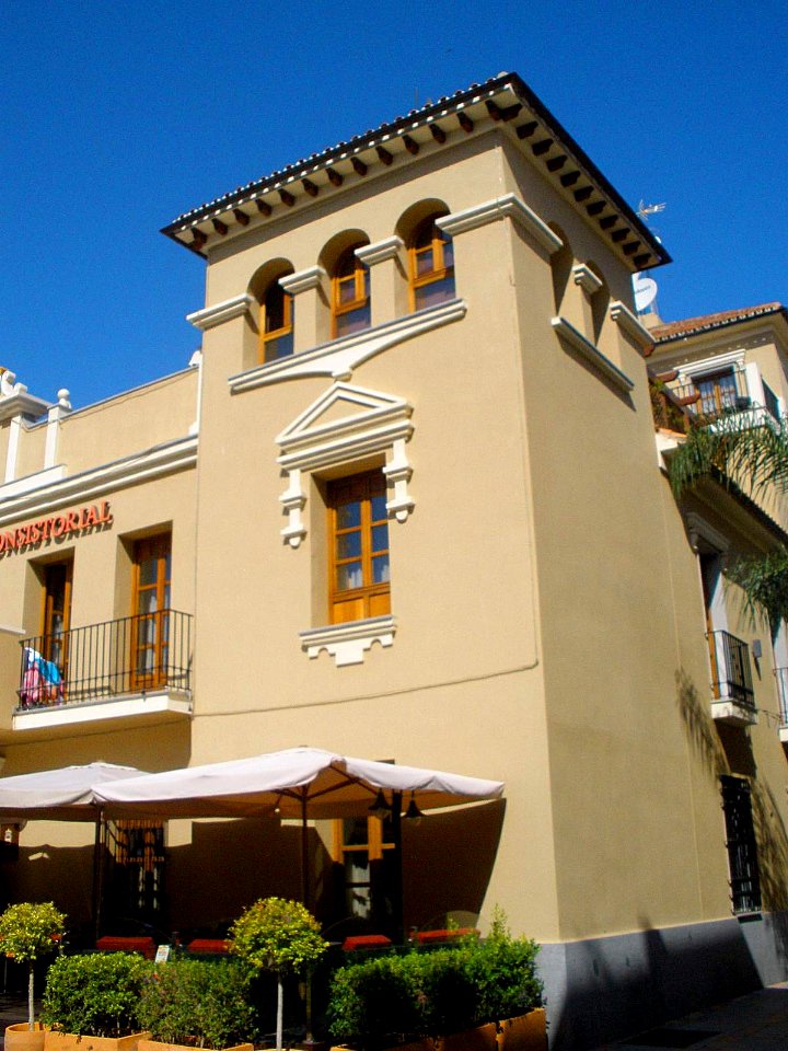 Fuengirola - Hotel Casa Consistorial 5