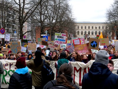 Front banner of the FridaysForFuture demonstration Berlin 15-03-2019 14