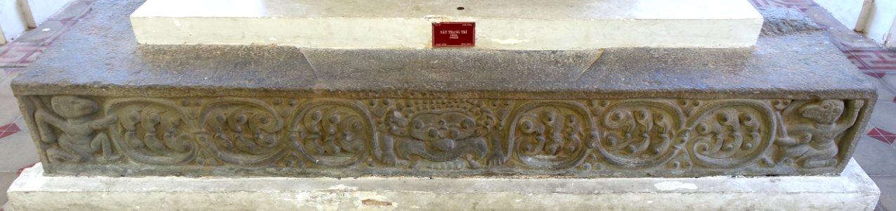 Frieze, Thap Mam, 13th century, Binh Dinh - Museum of Cham Sculpture - Danang, Vietnam - DSC01391