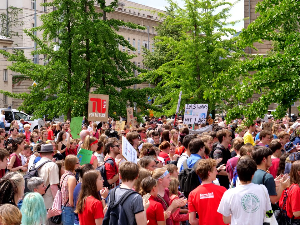 FridaysForFuture protest Berlin Invalidenpark 28-06-2019 12