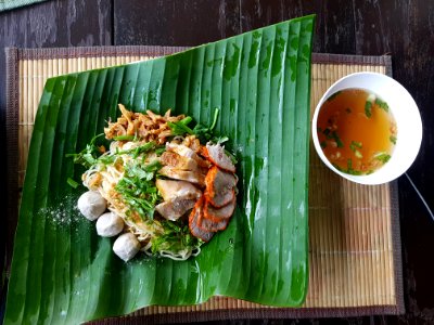 Fried noodles - Chiang Rai - 2017-07-01 (001)