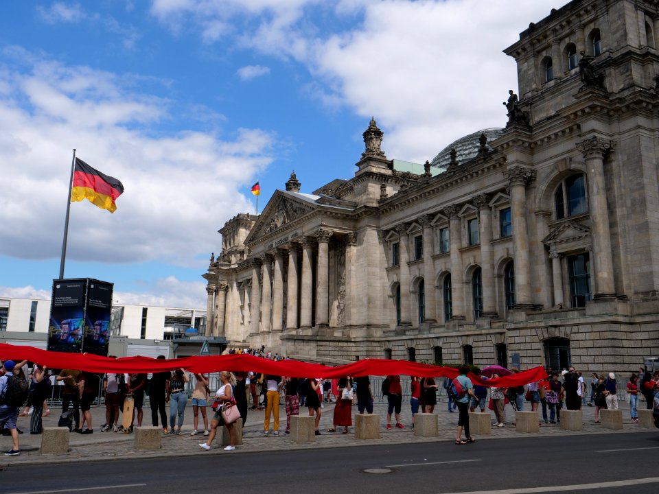 FridaysForFuture protest Berlin human chain 28-06-2019 38