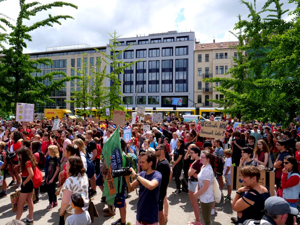 FridaysForFuture protest Berlin Invalidenpark 28-06-2019 01