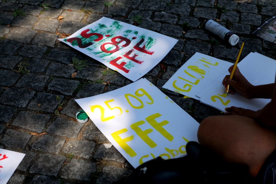 FridaysForFuture protest Berlin Spreewaldplatz 2020-08-07 03