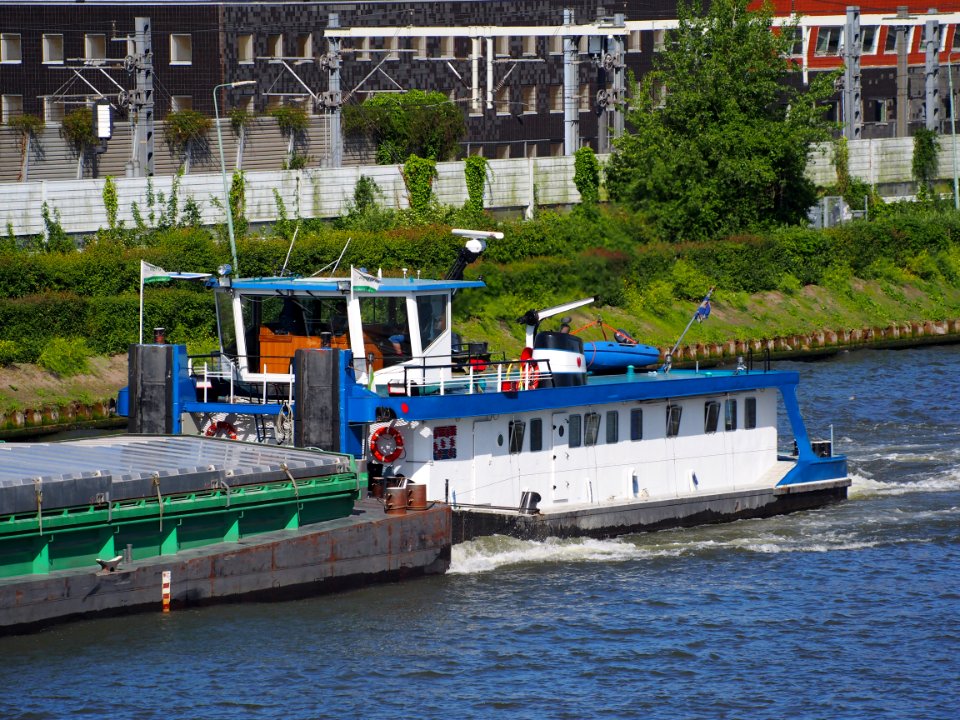 Friso Grou - ENI 02318398 & Loman ENI 06105124, Amsterdam-Rijn kanaal, pic2