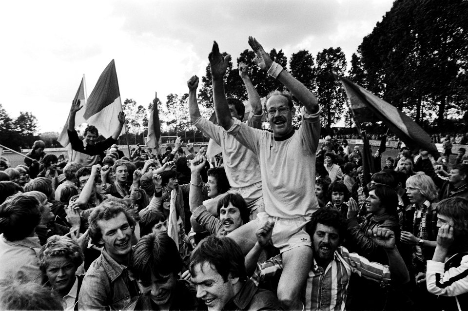 Frits Lenshuis en keeper Janssen, Bestanddeelnr 930-3392