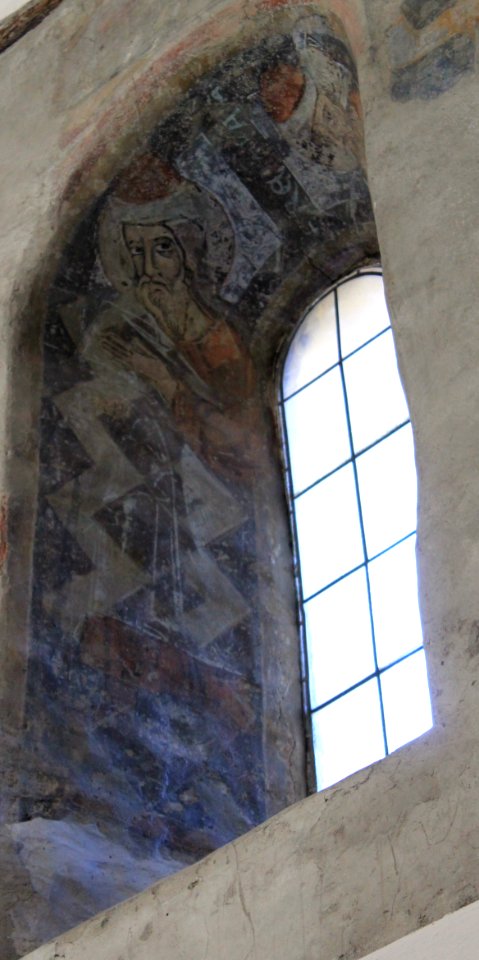 Friesach - Deutschordenskirche - Fresko-Fenster2