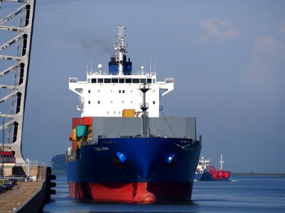 FRISIA BONN - IMO 9470961 - Callsign A8TA6 at Port of Antwerp