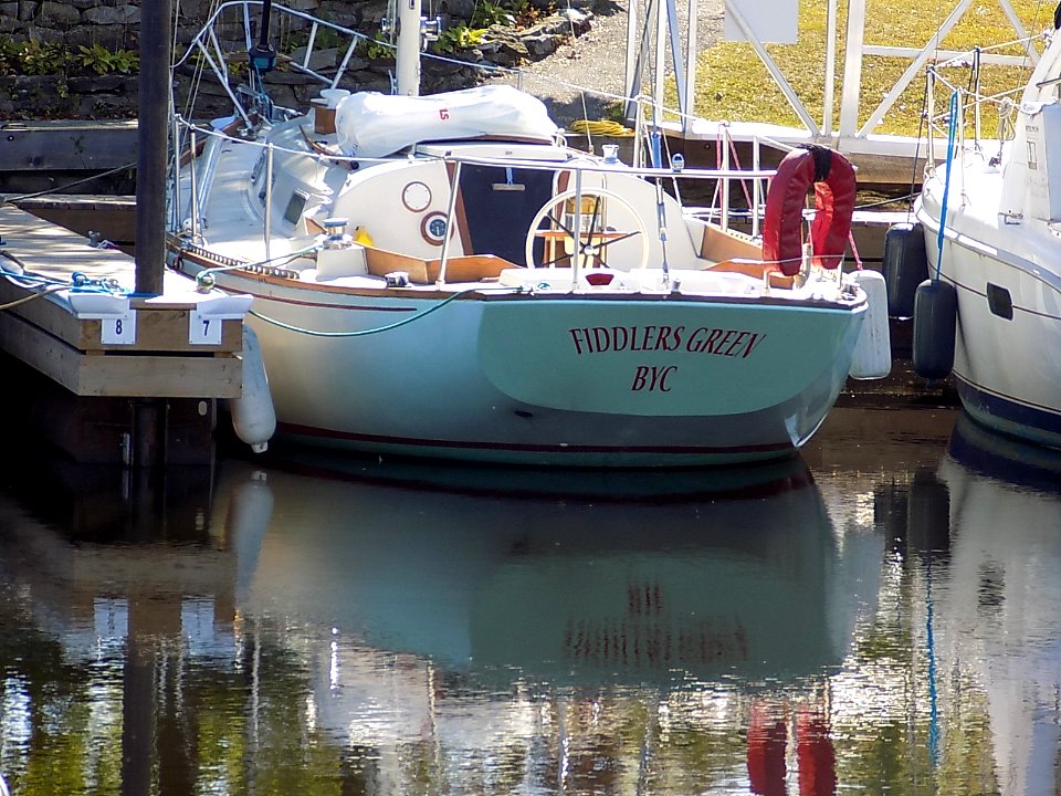 Frigate 36 sailboat Fiddler's Green II 1385