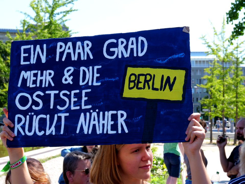 FridaysForFuture protest Berlin 26-07-2019 15