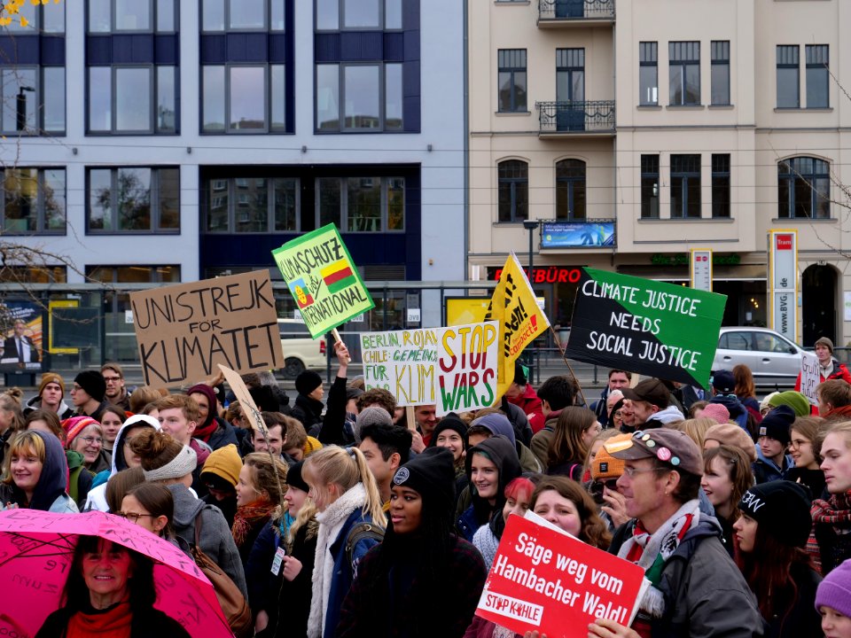 FridaysForFuture protest Berlin 22-11-2019 40