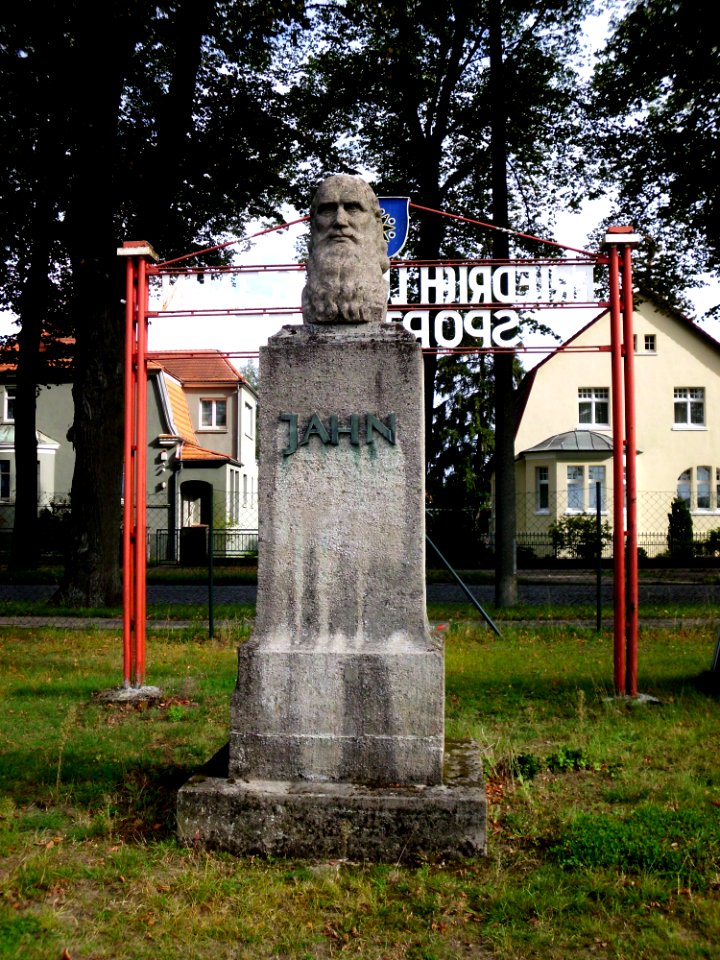 Friedrich ludwig jahn denkmal 1