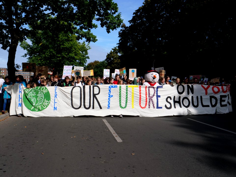 Front of the 3rd Global Climate Strike Berlin FridaysForFuture demonstration 95