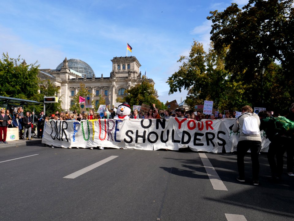 Front of the 3rd Global Climate Strike Berlin FridaysForFuture demonstration 67