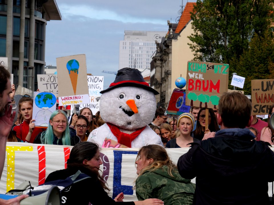 Front of the 3rd Global Climate Strike Berlin FridaysForFuture demonstration 57