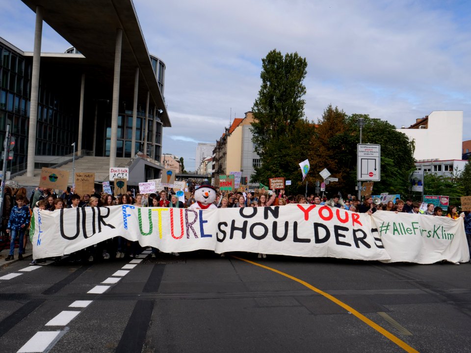 Front of the 3rd Global Climate Strike Berlin FridaysForFuture demonstration 53