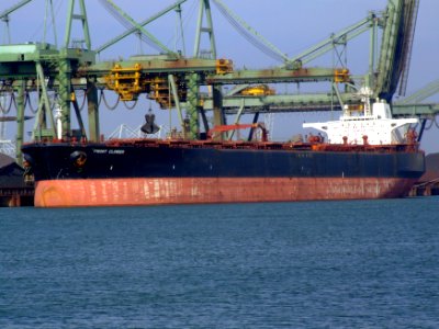 Front Climber - IMO 8906896 - Callsign S6MZ - photo2, Mississippi harbour, Port of Rotterdam, Holland 19-Apr-2007