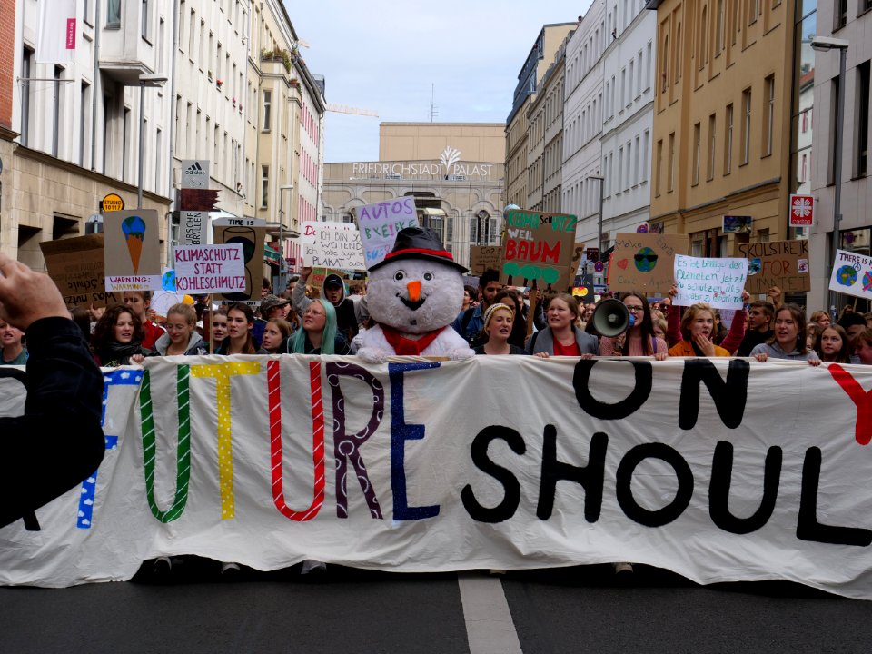 Front of the 3rd Global Climate Strike Berlin FridaysForFuture demonstration 39