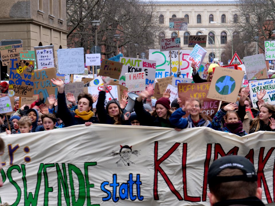 Front banner of the FridaysForFuture demonstration Berlin 15-03-2019 21