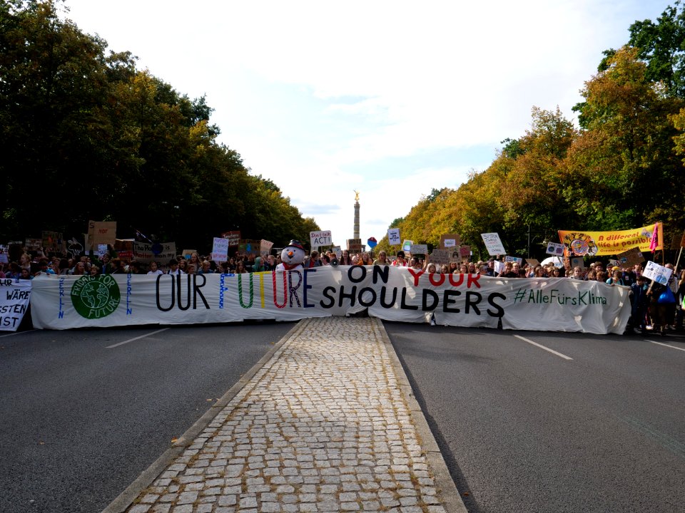 Front of the 3rd Global Climate Strike Berlin FridaysForFuture demonstration 112