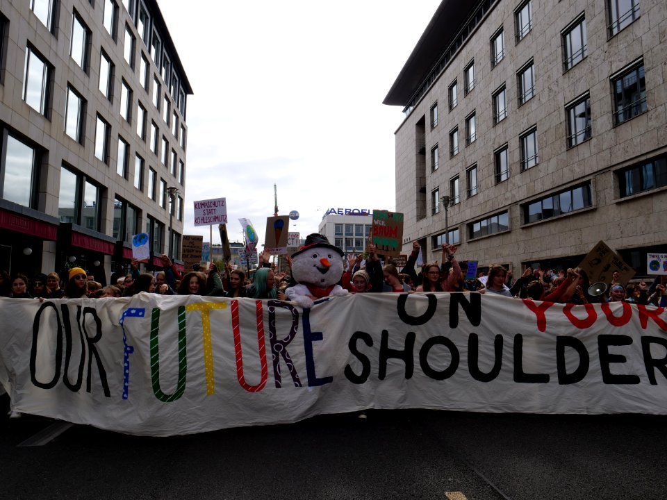 Front of the 3rd Global Climate Strike Berlin FridaysForFuture demonstration 05