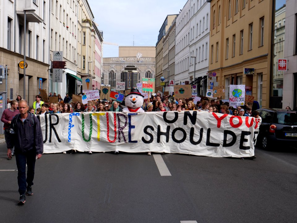 Front of the 3rd Global Climate Strike Berlin FridaysForFuture demonstration 38