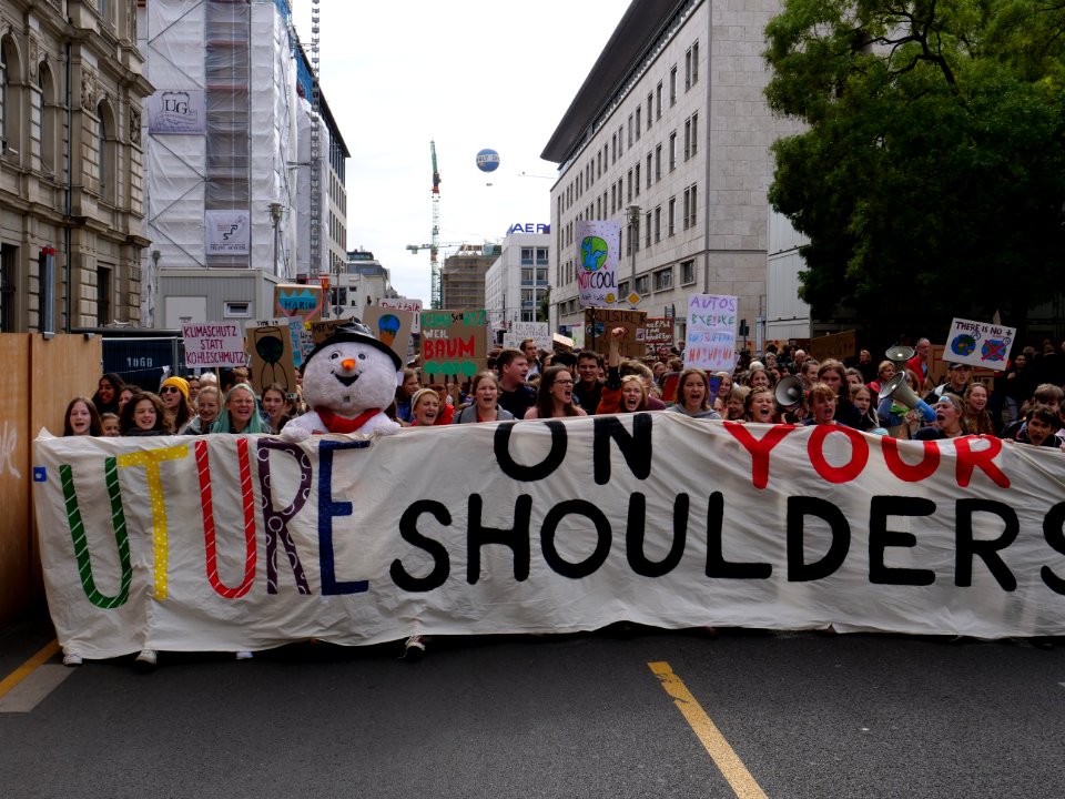 Front of the 3rd Global Climate Strike Berlin FridaysForFuture demonstration 09
