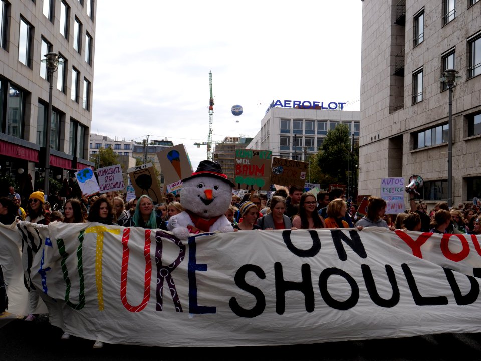 Front of the 3rd Global Climate Strike Berlin FridaysForFuture demonstration 03