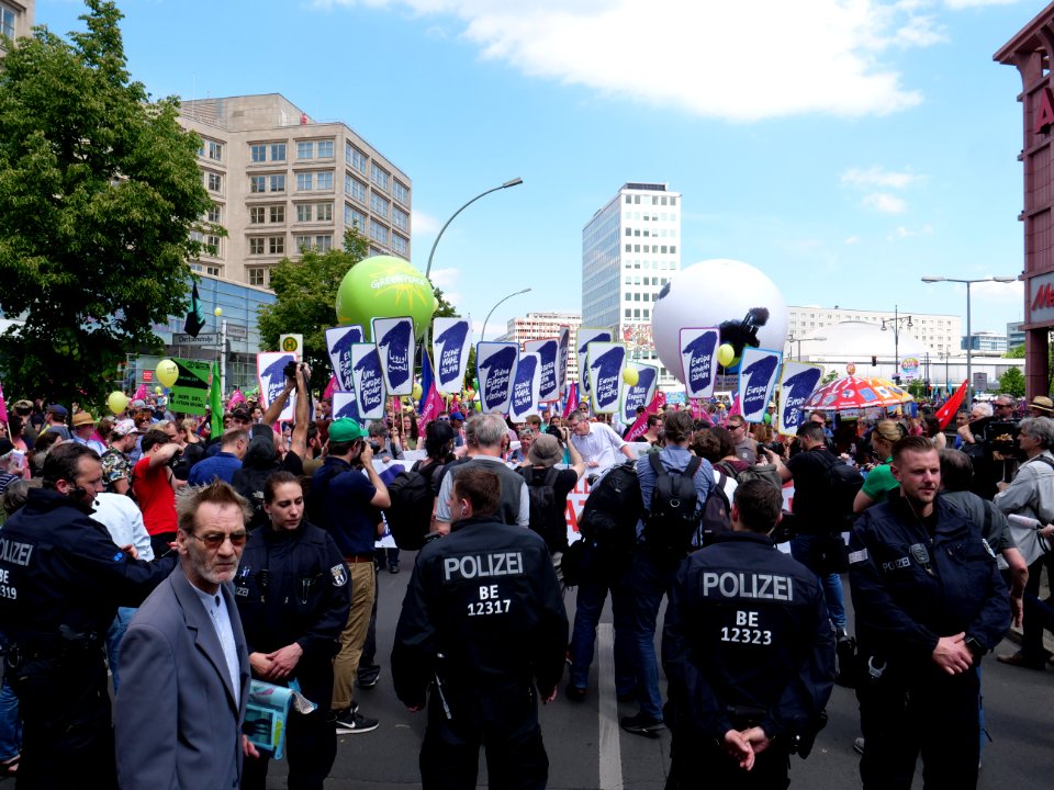Front of the 1Europafüralle demonstration Berlin 01