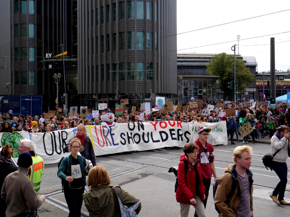Front of the 3rd Global Climate Strike Berlin FridaysForFuture demonstration 17