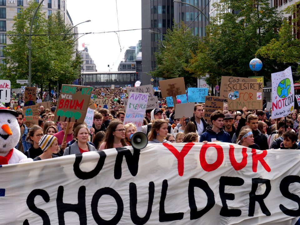 Front of the 3rd Global Climate Strike Berlin FridaysForFuture demonstration 34