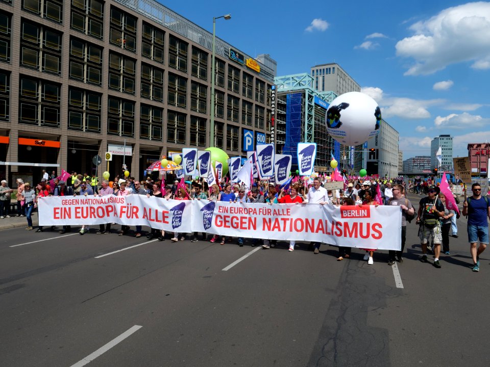 Front of the 1Europafüralle demonstration Berlin 15