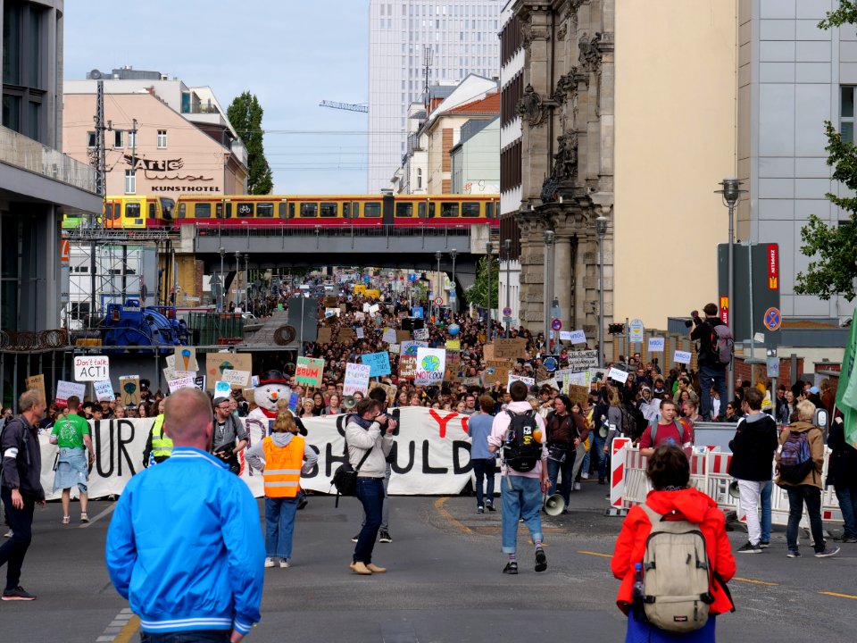 Front of the 3rd Global Climate Strike Berlin FridaysForFuture demonstration 52