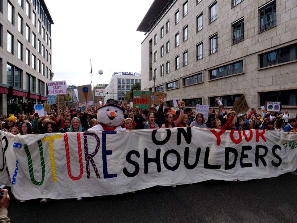 Front of the 3rd Global Climate Strike Berlin FridaysForFuture demonstration 07