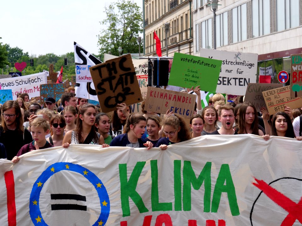 Front of the FridaysForFuture protest Berlin 24-05-2019 32