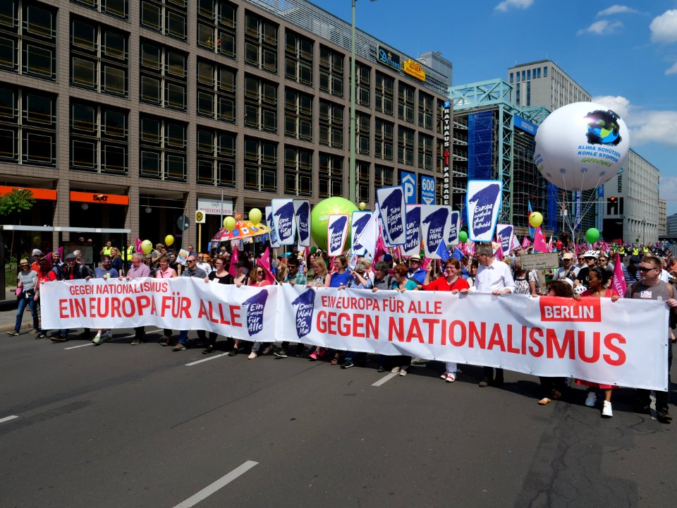 Front of the 1Europafüralle demonstration Berlin 16
