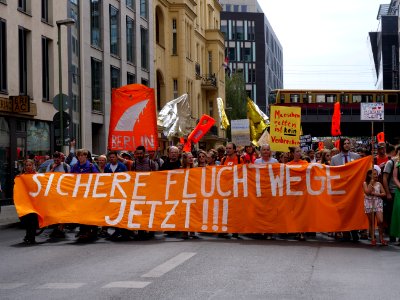 Front of the Seebrücke demonstration Berlin 06-07-2019 30