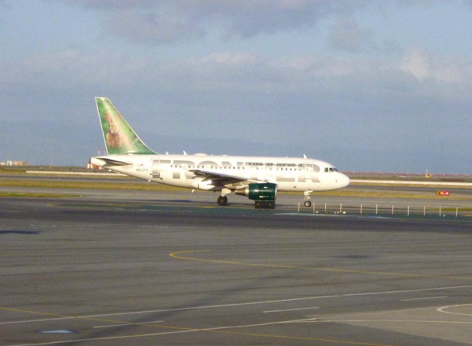 Frontier a318 n803fr