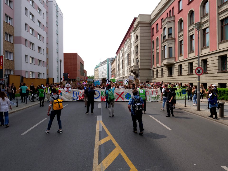 Front of the FridaysForFuture protest Berlin 24-05-2019 40
