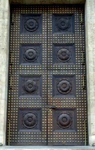 Front entry - Hessisches Landesmuseum Darmstadt - Darmstadt, Germany - DSC09864