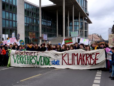 Front banner of the FridaysForFuture demonstration Berlin 15-03-2019 40