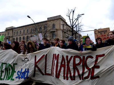 Front banner of the FridaysForFuture demonstration Berlin 15-03-2019 76