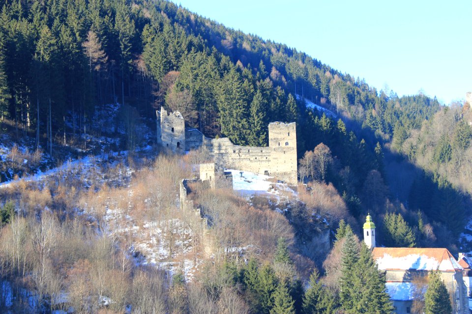 Friesach - Rotturm und Heiligblutkirche