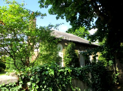 Friends Meeting House, Claremont Road, Esher (NHLE Code 1030244) (June 2015) (4)