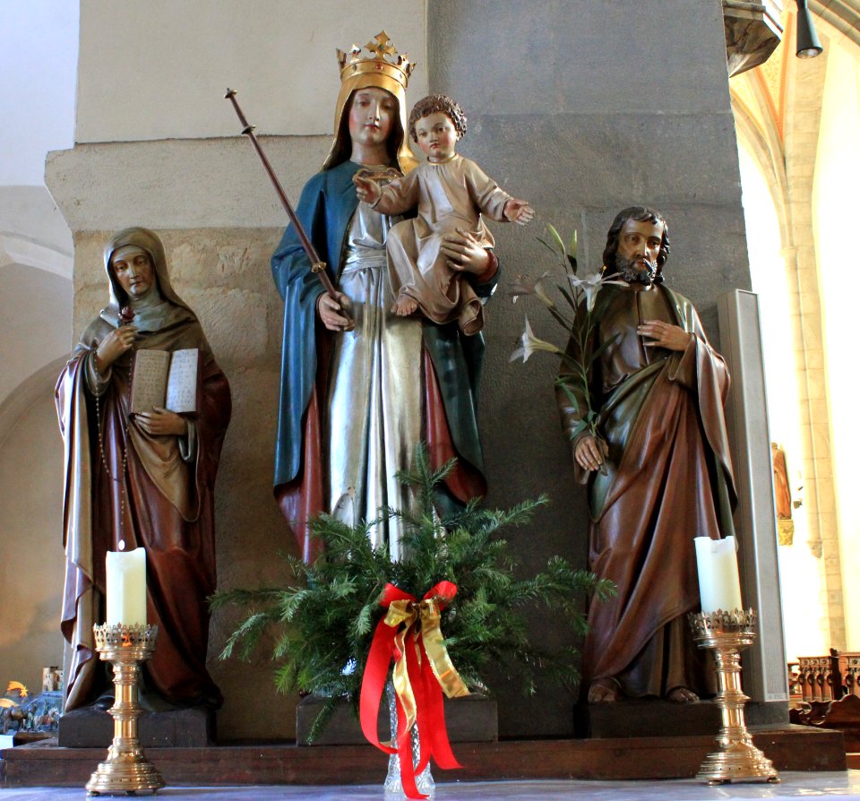 Friesach - Pfarrkirche - Pfeileraltar1